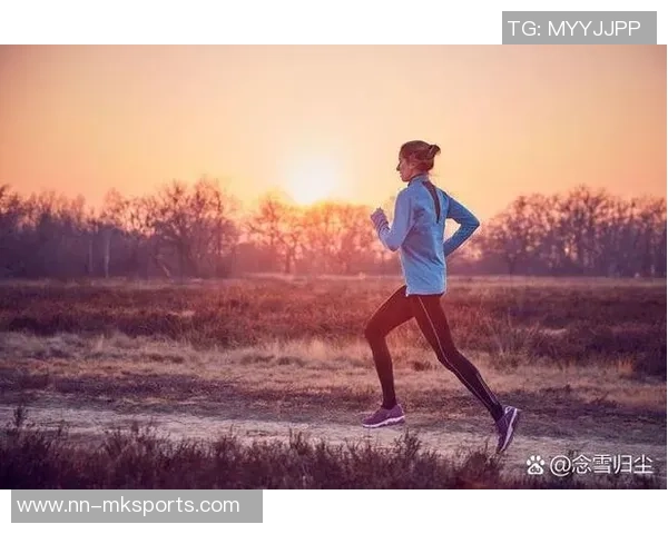 足球运动锻炼价值探讨促进身心健康与团队合作能力提升